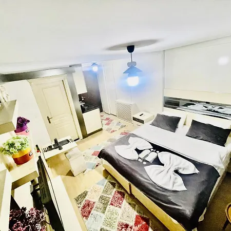 Апартаменты Taksim Luxury Center Boutique *